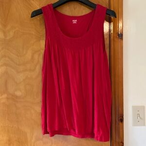 Ana dressy, flowy tank. Red. XL